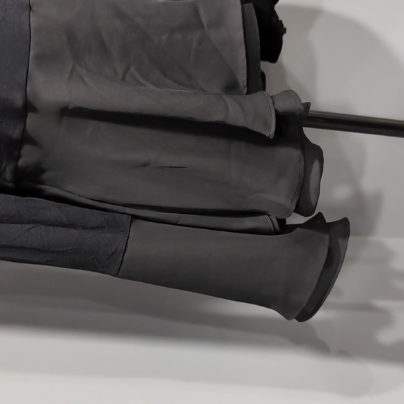 Elle XS black flowy blouse - Picture 3 of 7